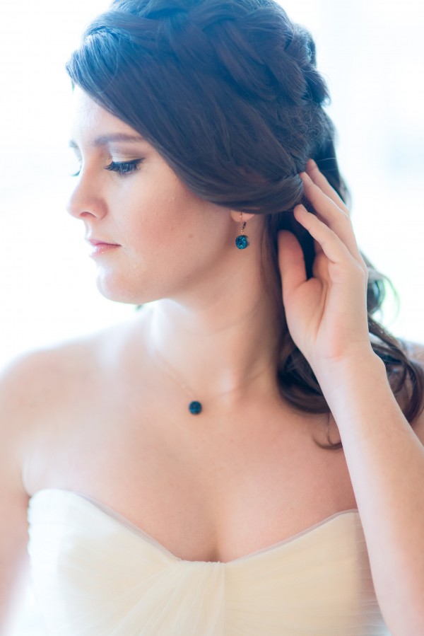 Navy blue gold rose gold Washington D.C. wedding inspiration editorial styled shoot couture bridal jewelry druzy pearl crystal by j'adorn designs Maryland DC Virginia custom jeweler bridal accessories Red October Photography Simply Breathe Events